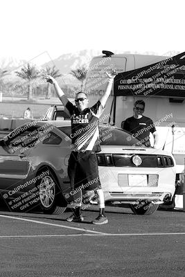 media/Oct-09-2022-SoCal Trackdays (Sun) [[95640aeeb6]]/Around the Pits/